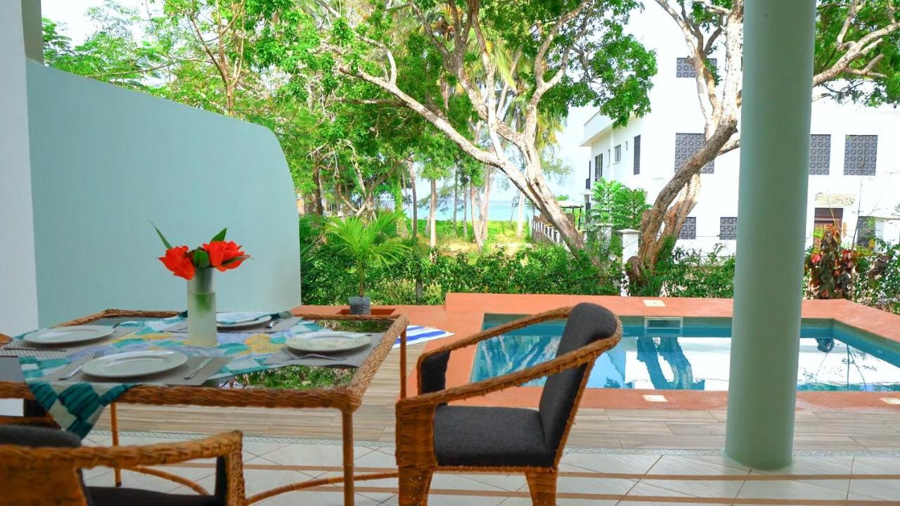 The Pool House & The Colobus House, Bella Seaview, Diani Beach, Kenya Exterior foto