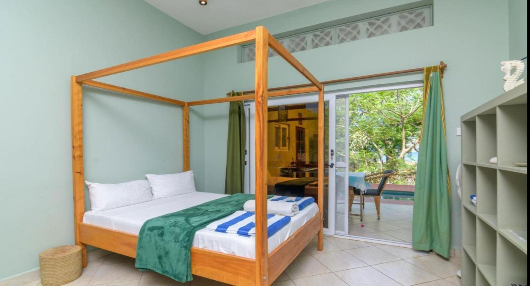 The Pool House & The Colobus House, Bella Seaview, Diani Beach, Kenya Exterior foto